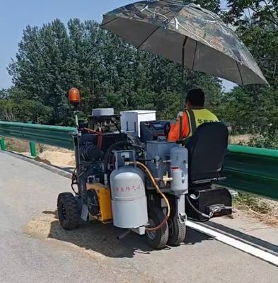 Mini Driving Thermoplastic Road Line Marking Tricycle Dengan Sistem Pemanasan Minyak Konduksi